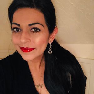 Meet your Posher, Monica